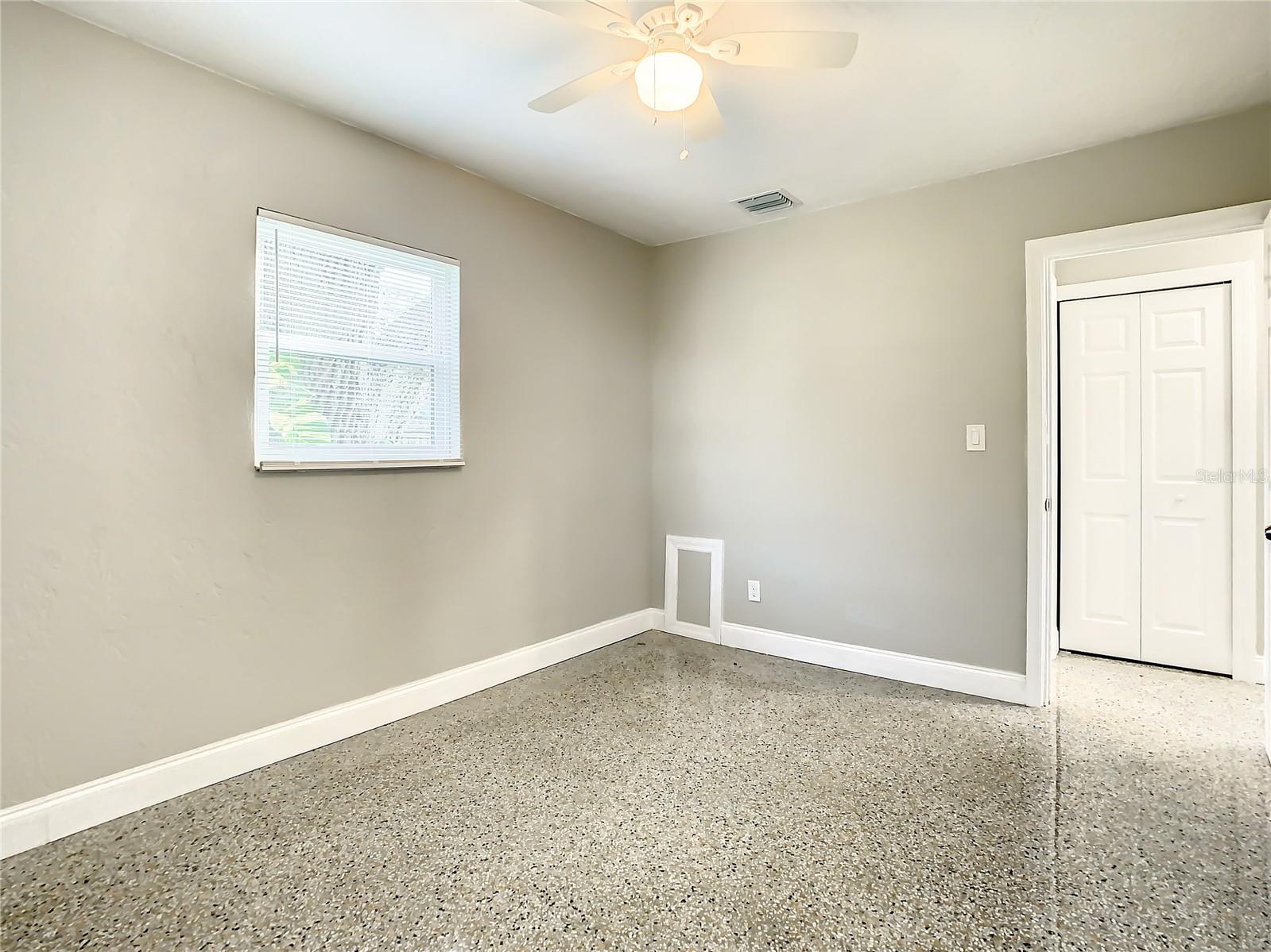Image 22 of 42 For 8111 30th Avenue N