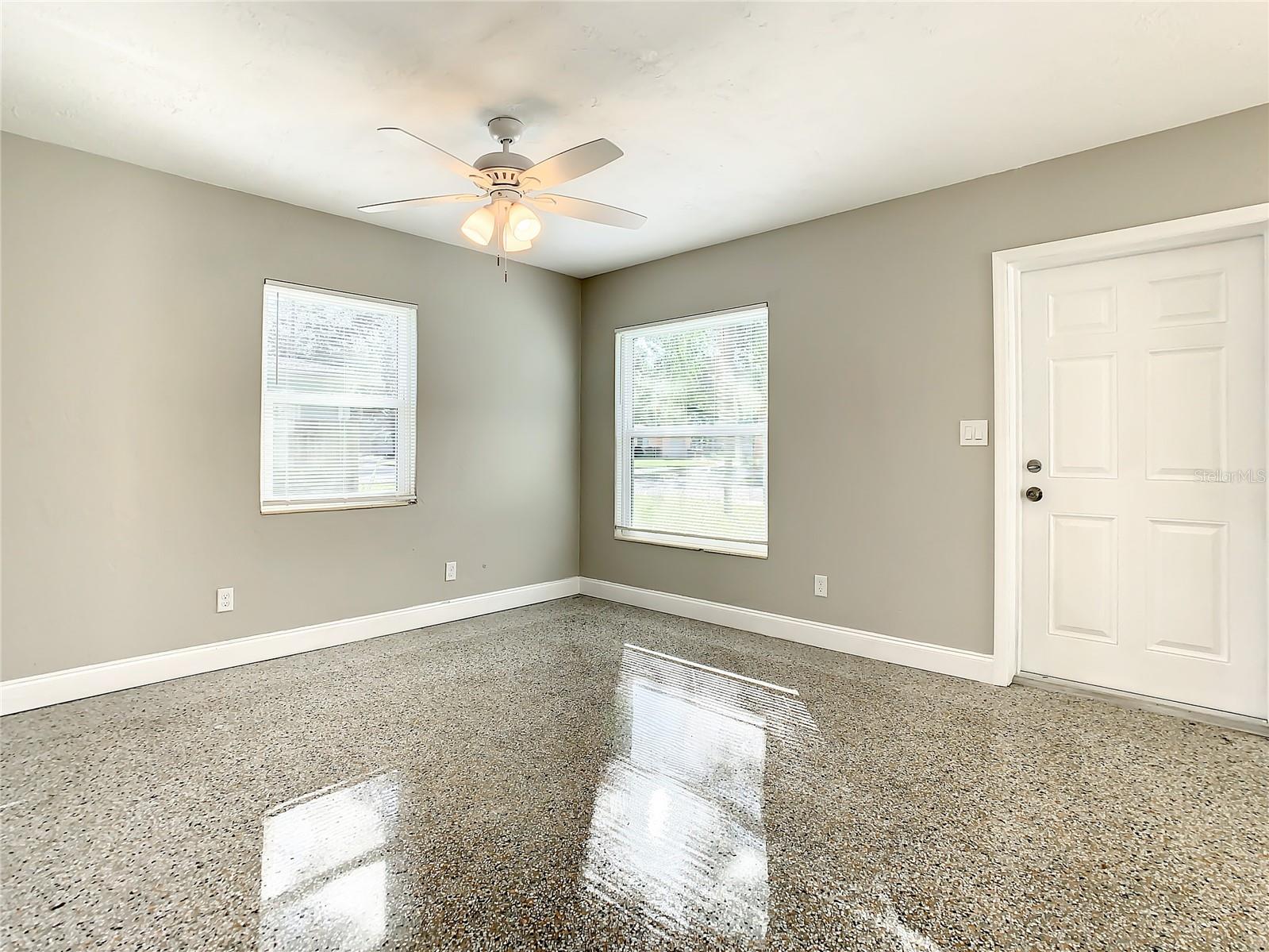Image 6 of 42 For 8111 30th Avenue N