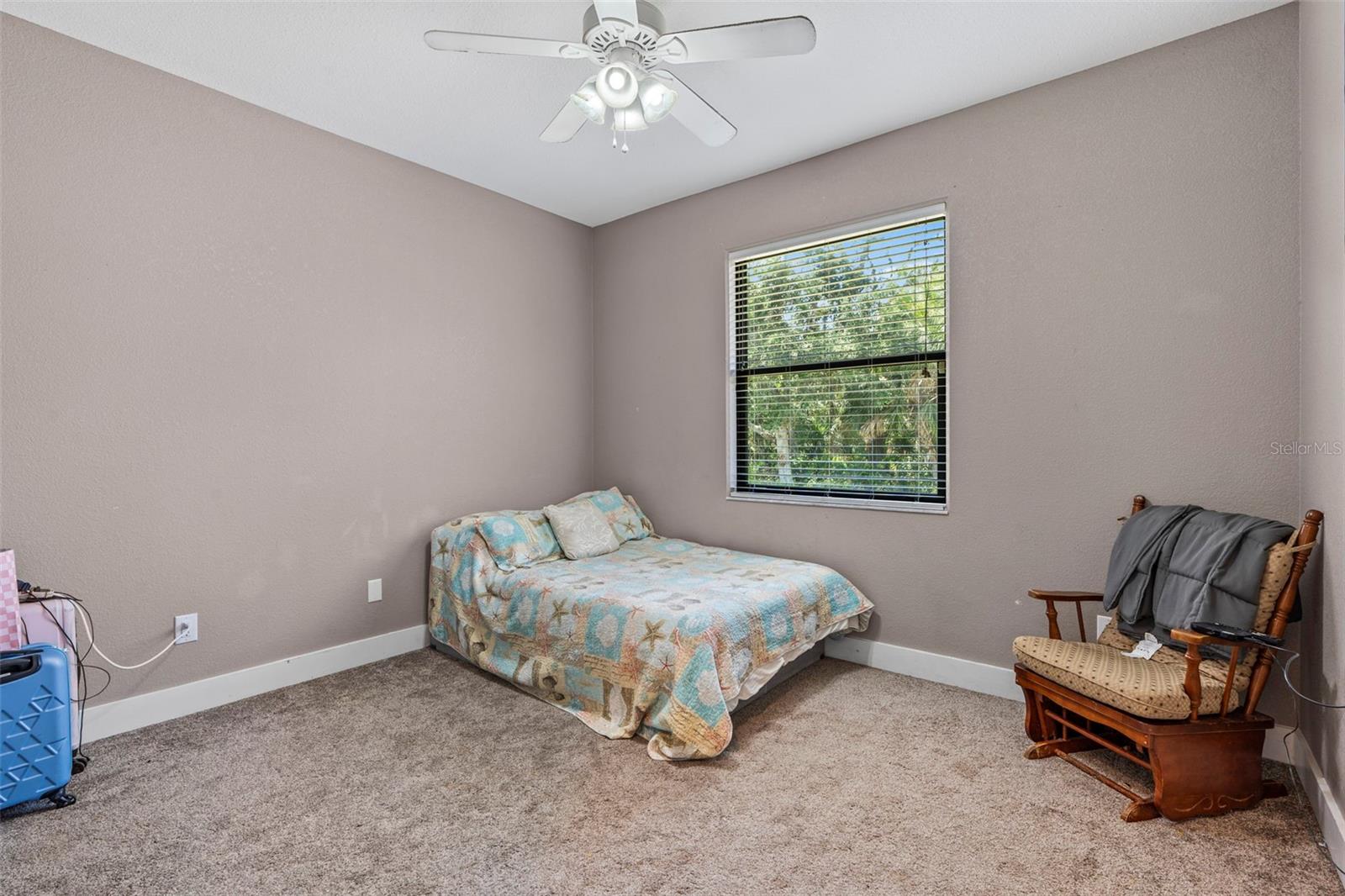 Listing photo id 37 for 4323 Baynes Road