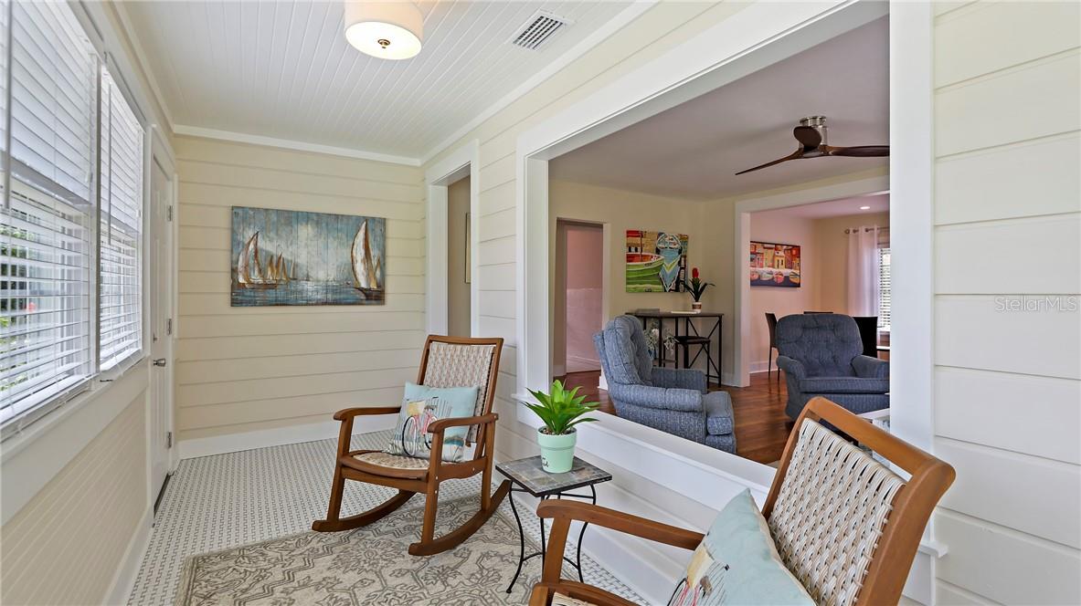 Image 10 of 28 For 3466 6th Avenue N