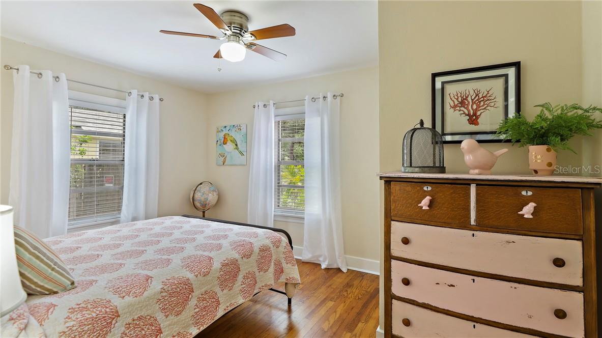 Image 16 of 28 For 3466 6th Avenue N