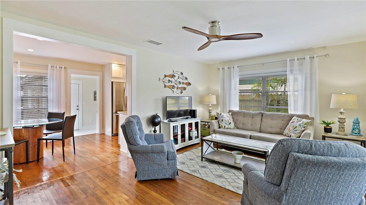Image 2 of 28 For 3466 6th Avenue N