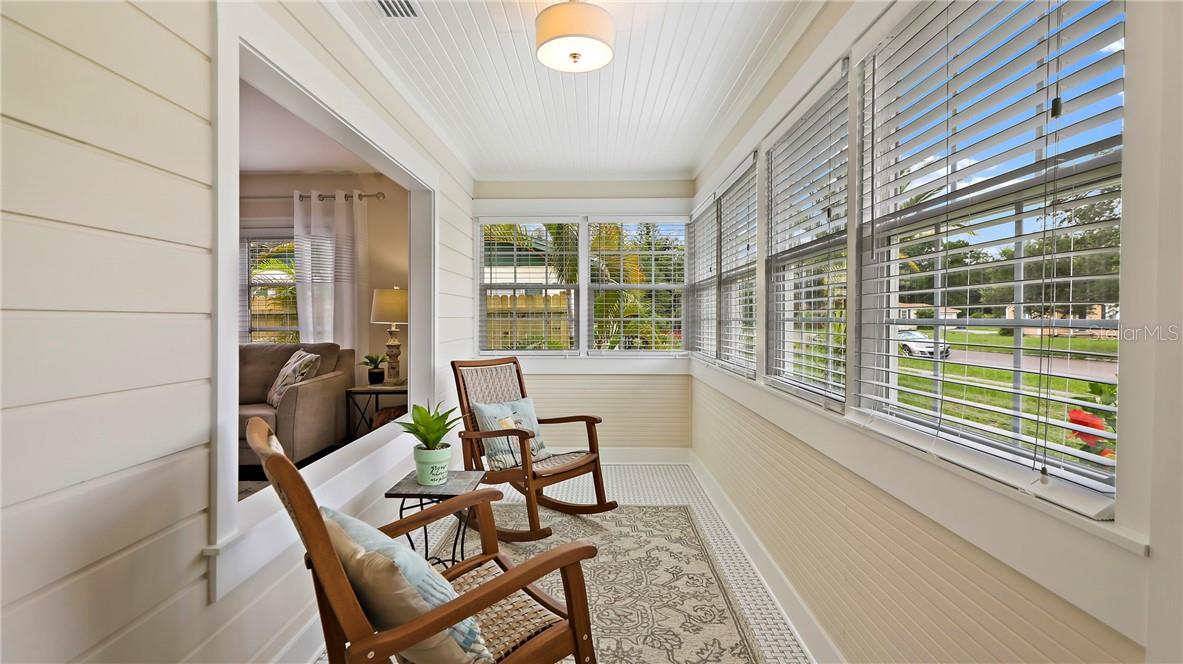 Image 8 of 28 For 3466 6th Avenue N