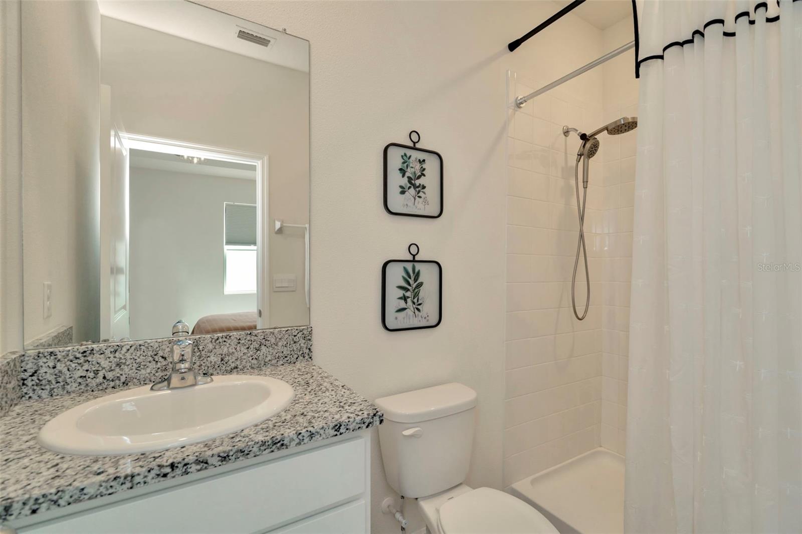 Listing photo id 15 for 3504 Golden Wheat Lane
