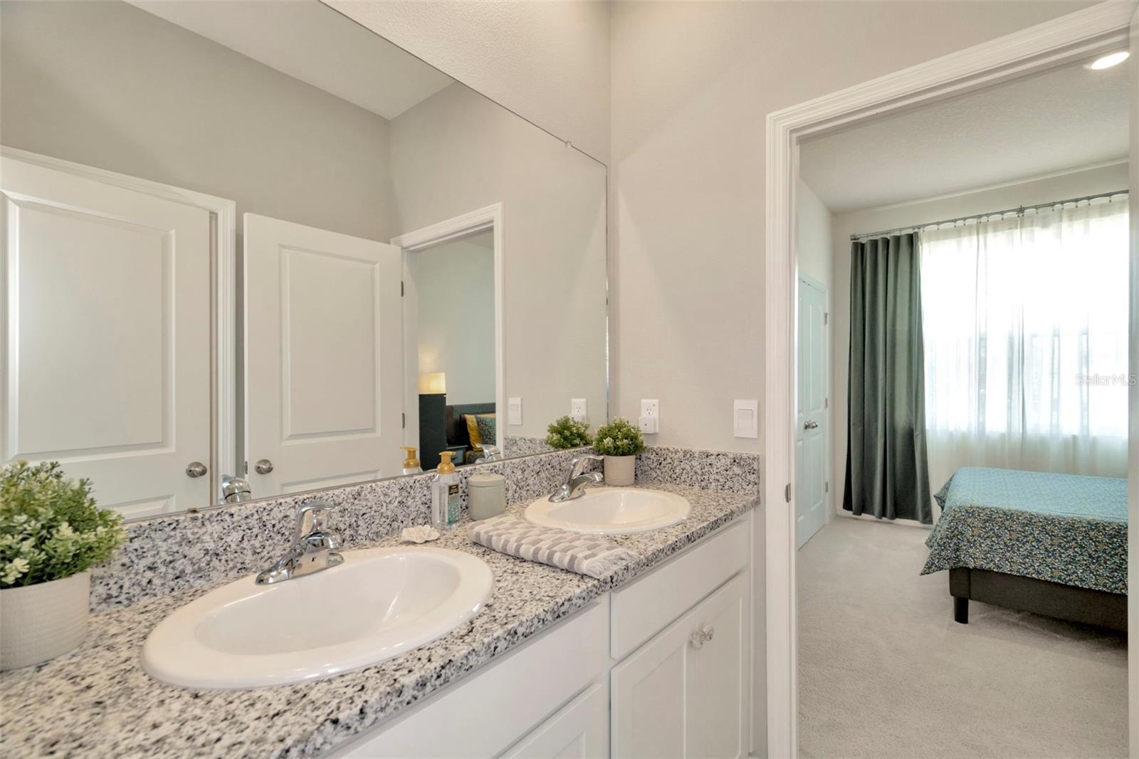 Listing photo id 23 for 3504 Golden Wheat Lane