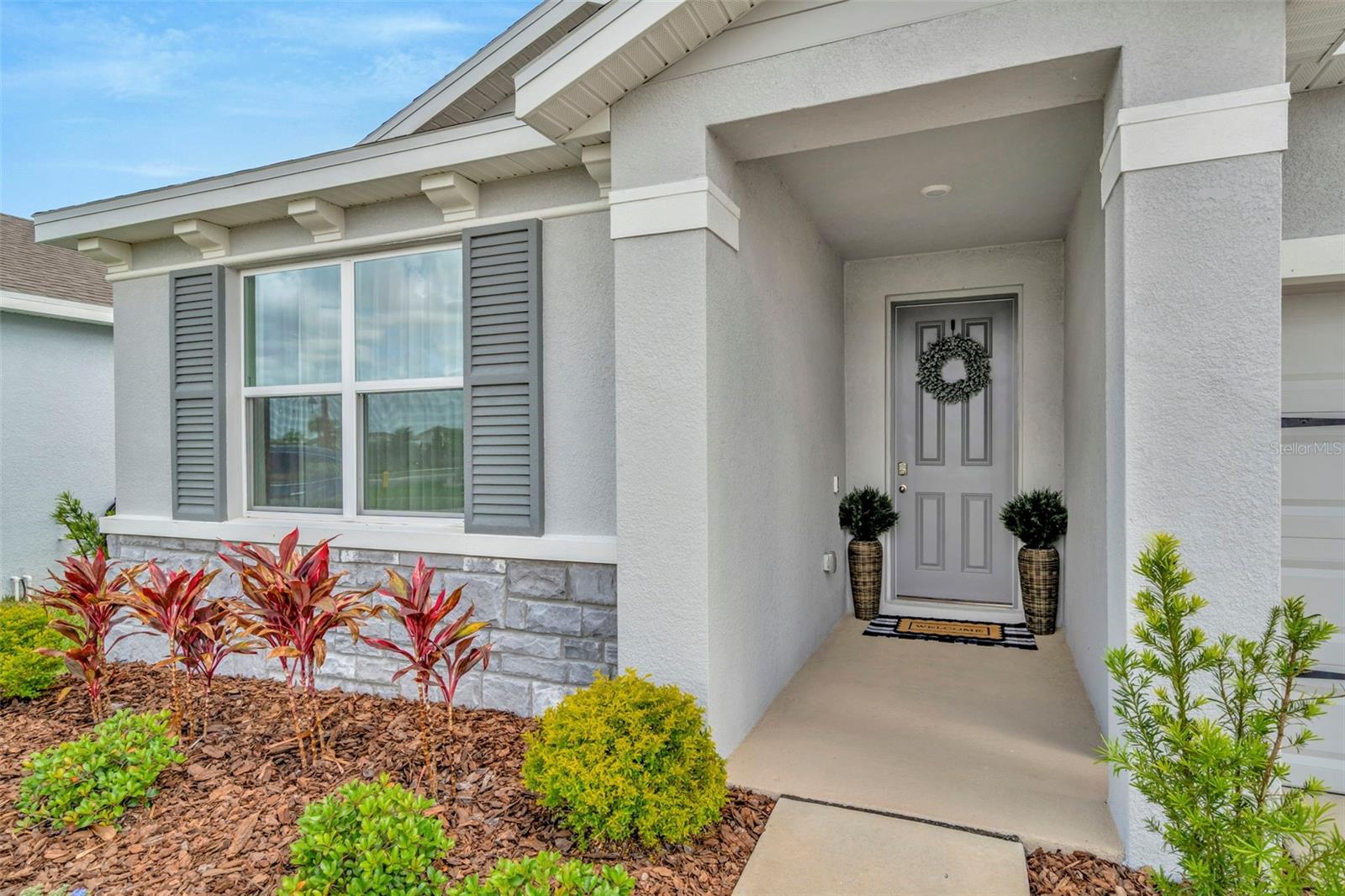 Listing photo id 2 for 3504 Golden Wheat Lane