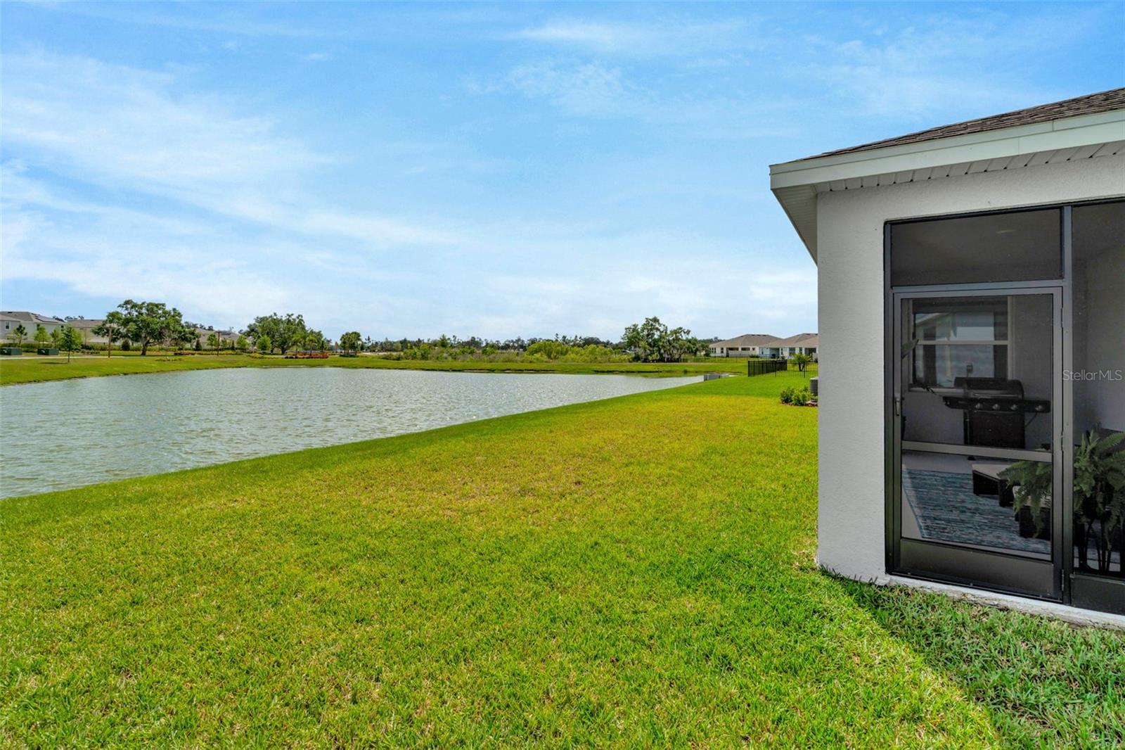 Listing photo id 5 for 3504 Golden Wheat Lane