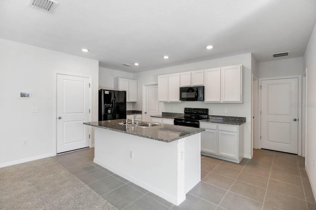 Image 3 of 21 For 16748 Trite Bend Street