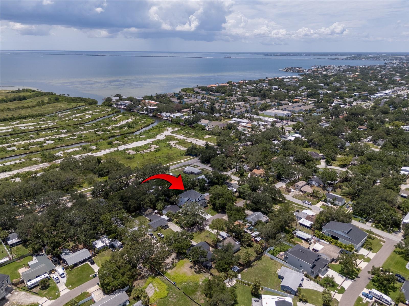 Listing photo id 93 for 4307 Renellie Drive S