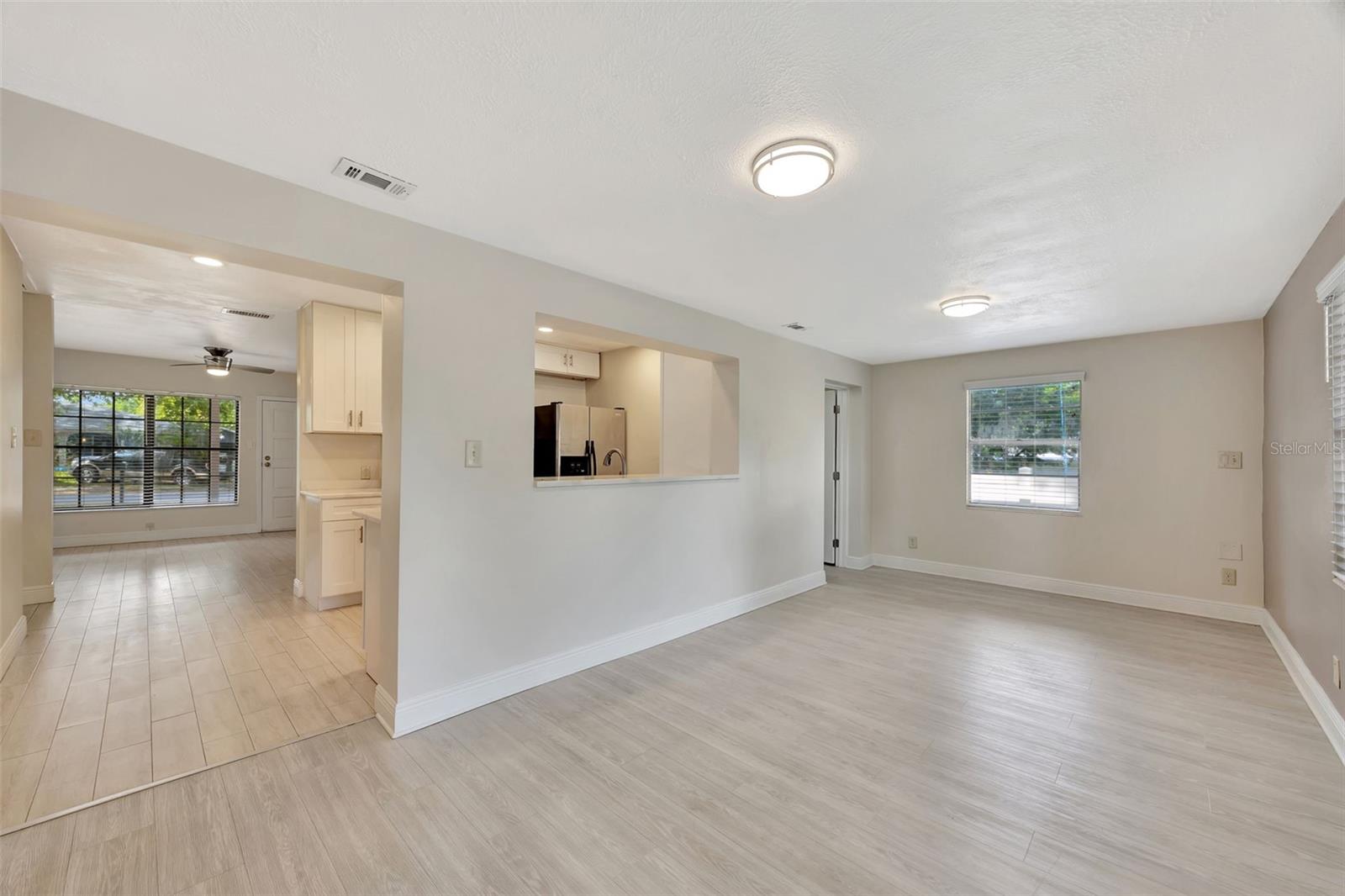 Image 15 of 39 For 2106 Saint Isabel Street