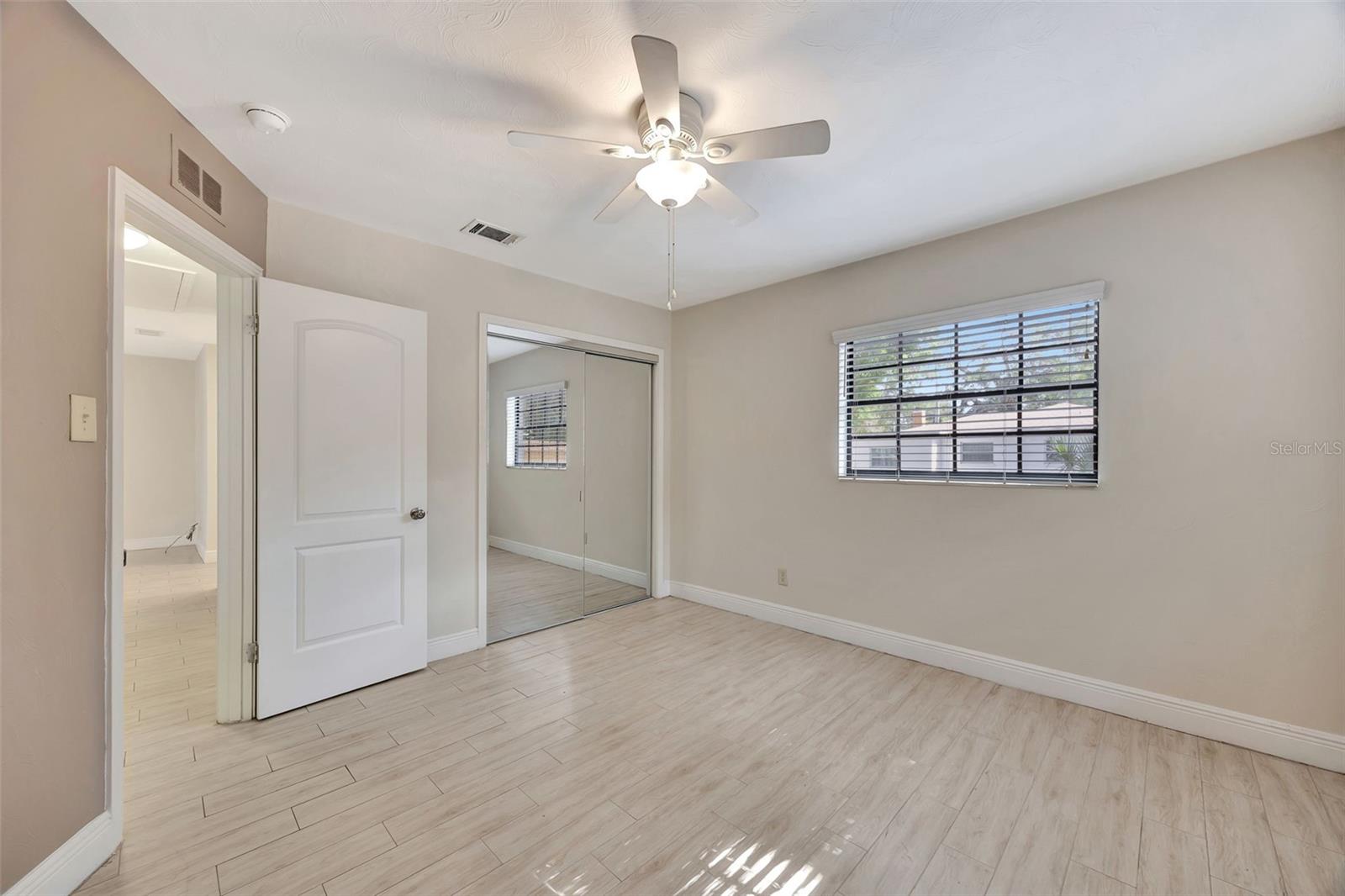 Image 19 of 39 For 2106 Saint Isabel Street