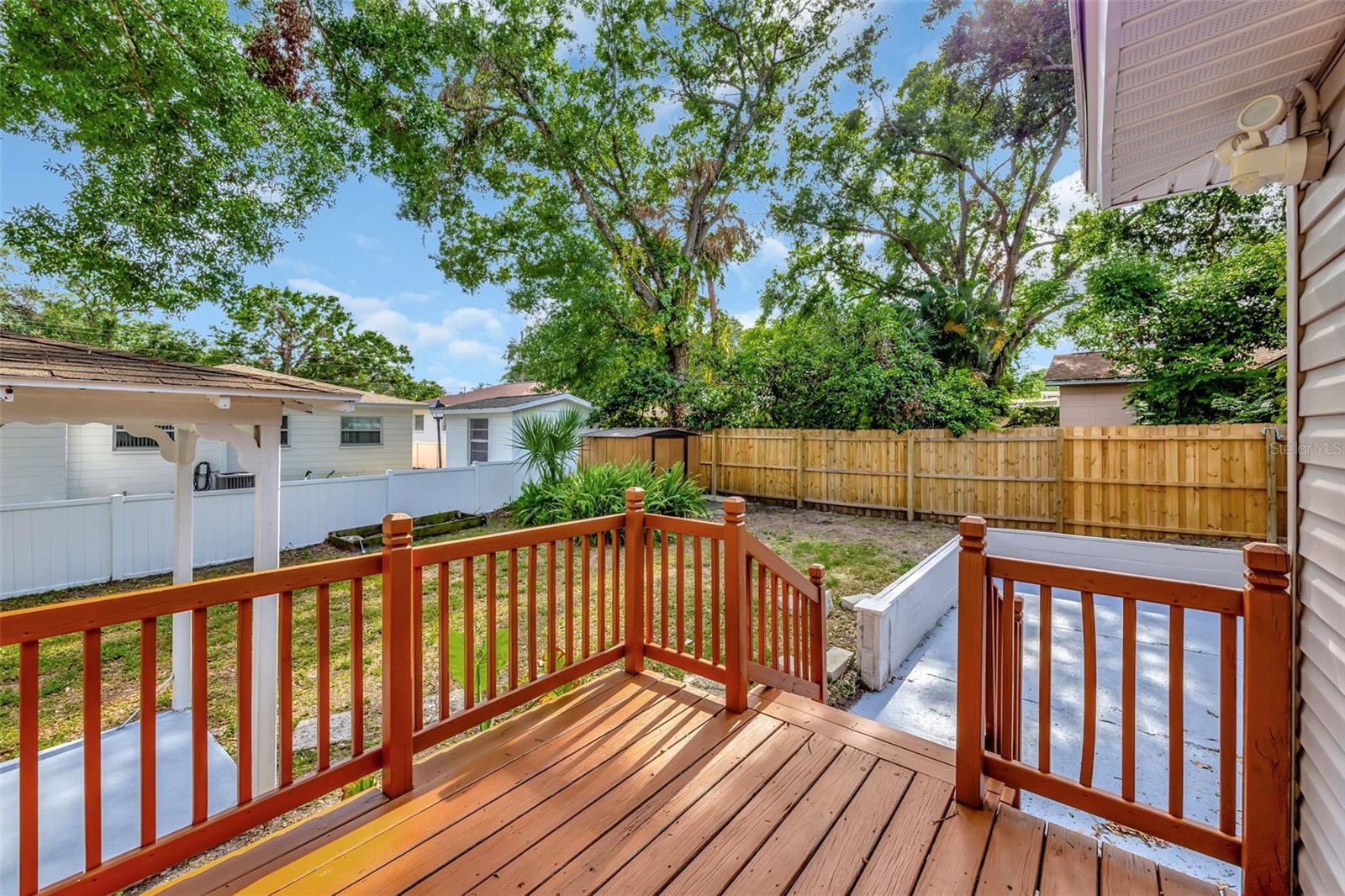 Image 23 of 39 For 2106 Saint Isabel Street