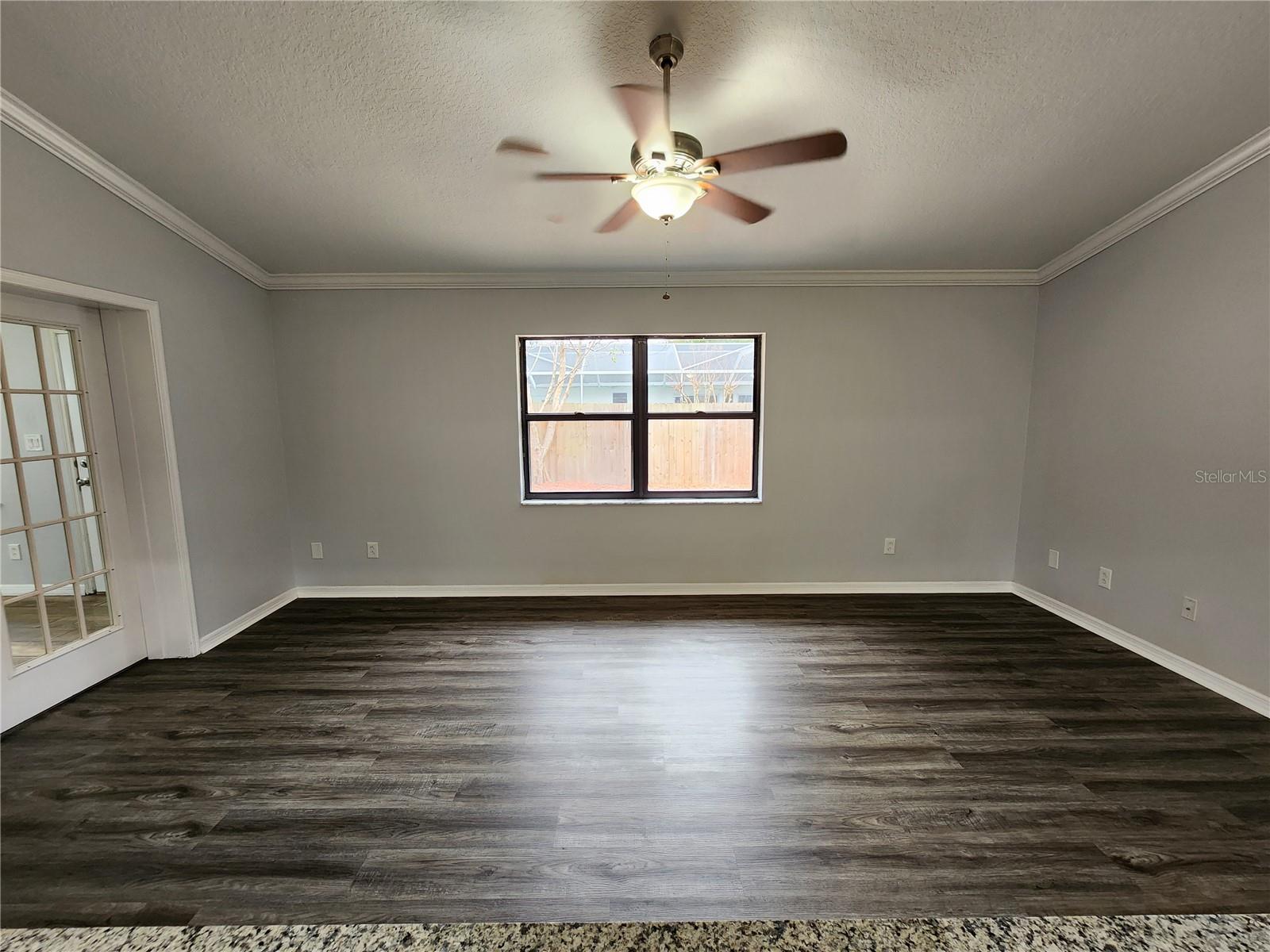 Listing photo id 13 for 12312 Golden Oak Circle