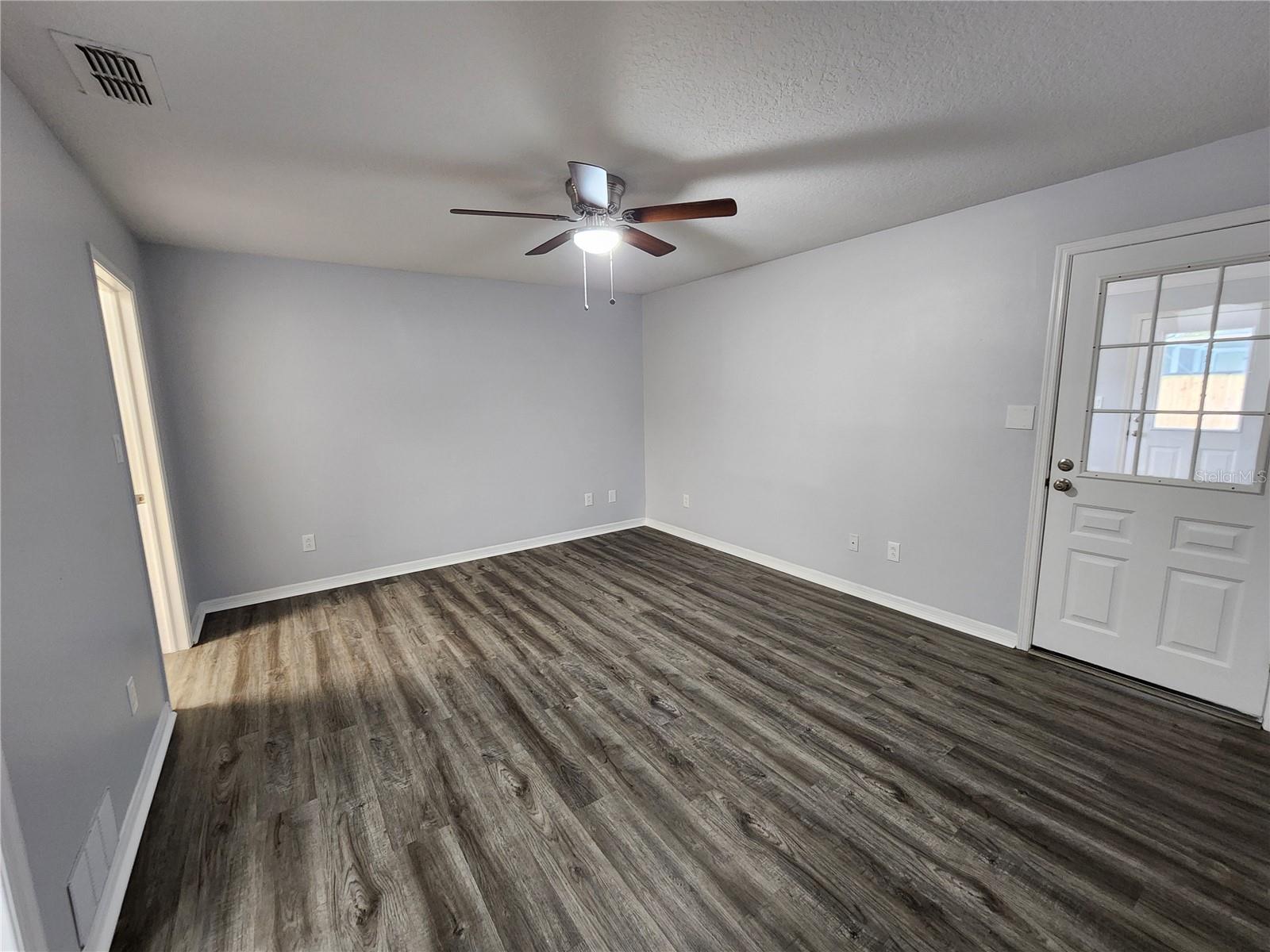 Listing photo id 19 for 12312 Golden Oak Circle