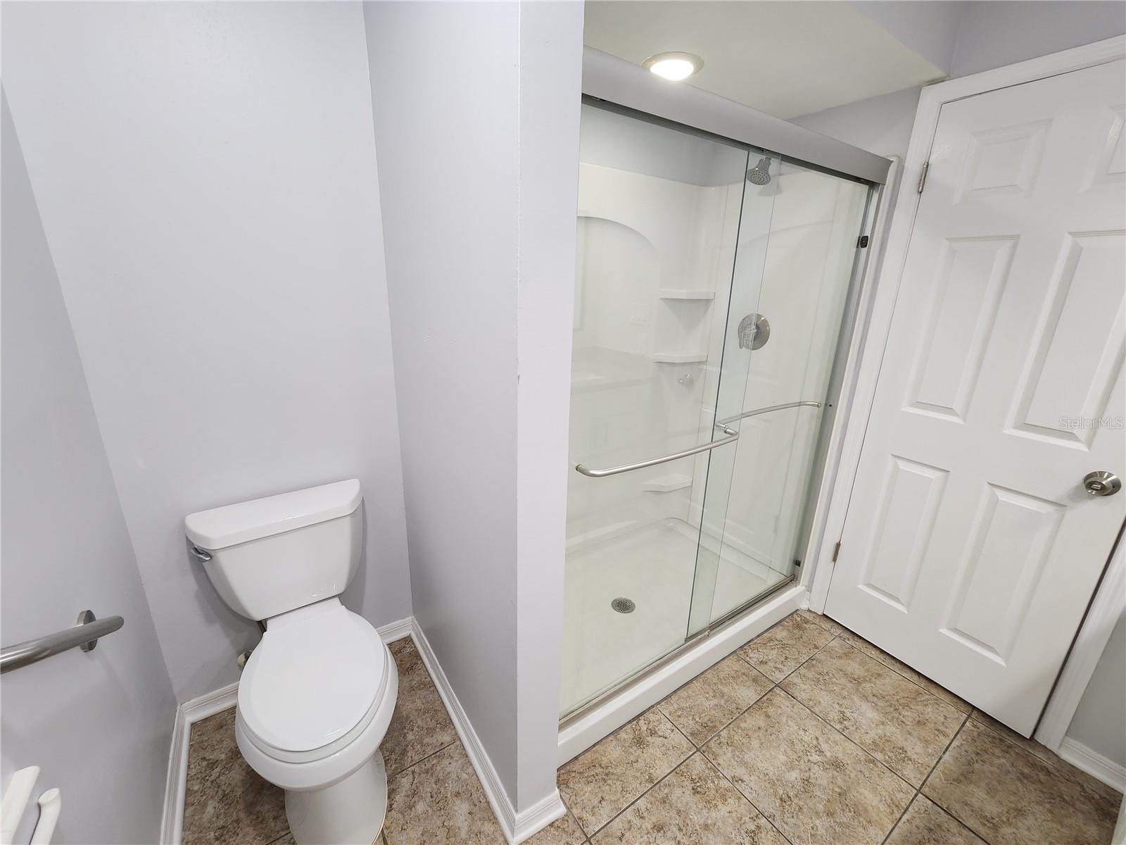 Listing photo id 22 for 12312 Golden Oak Circle