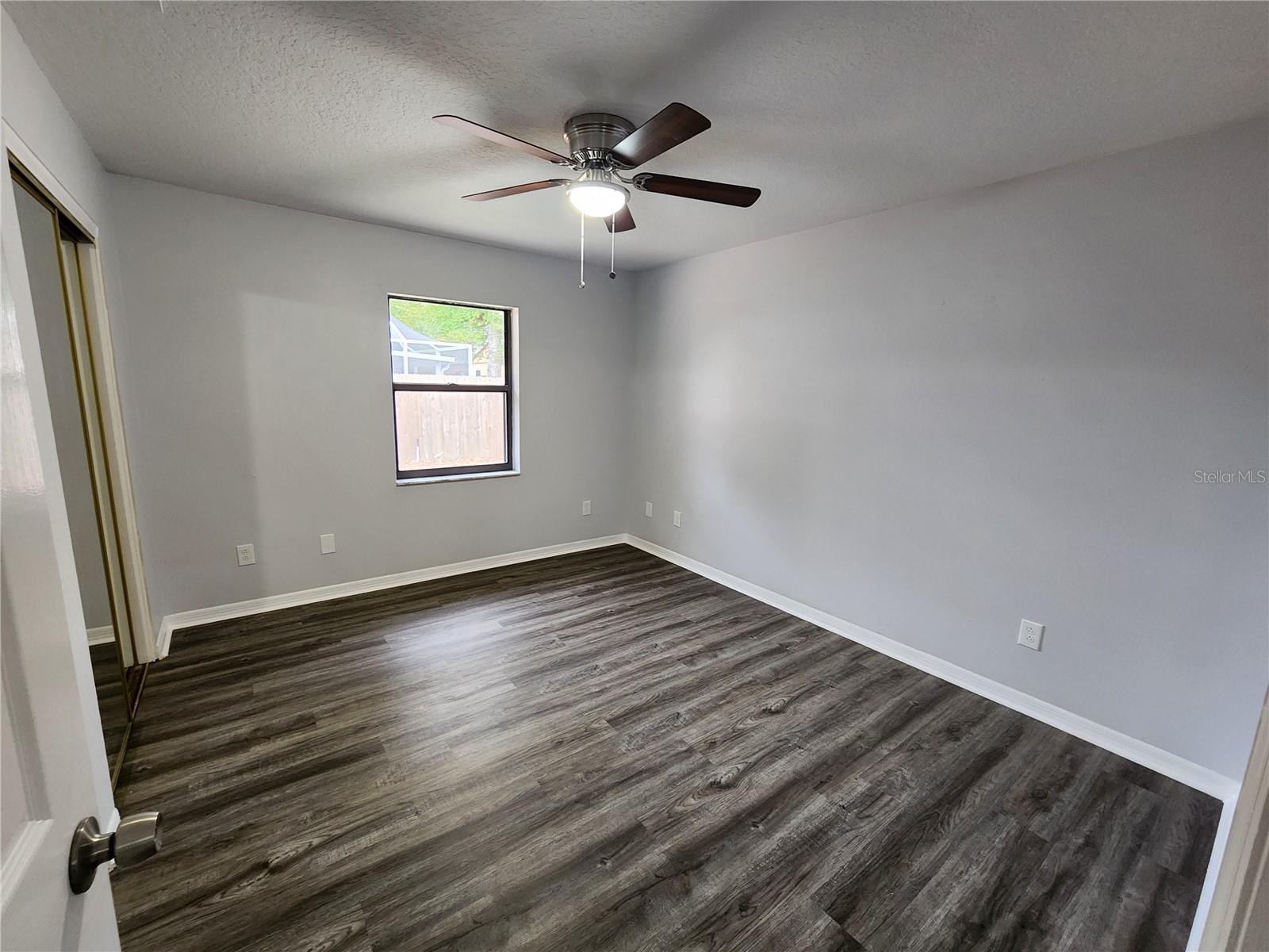 Listing photo id 26 for 12312 Golden Oak Circle