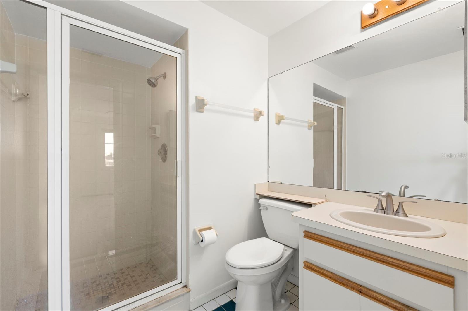 Image 20 of 47 For 9901 1st Street E D
