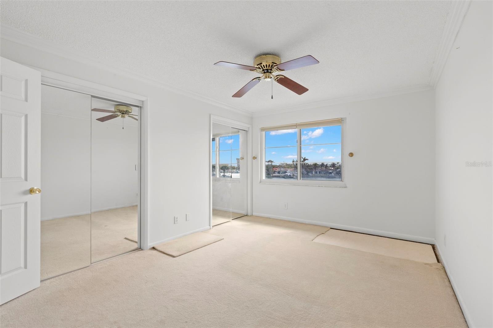 Image 24 of 47 For 9901 1st Street E D