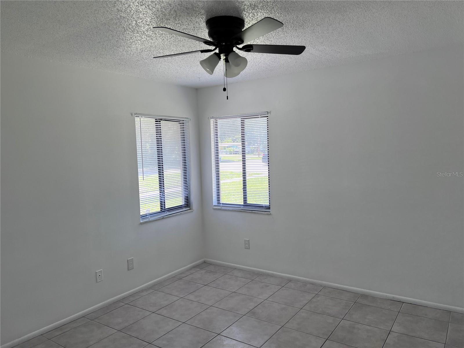 Image 4 of 6 For 1664 Pine Street