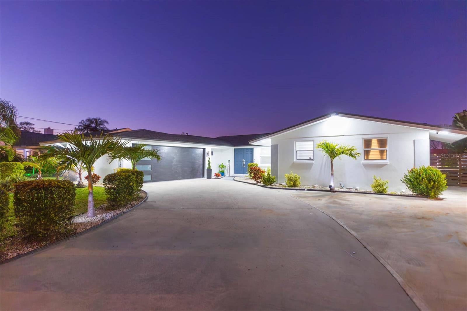 Image 4 of 58 For 4644 Bay Crest Drive