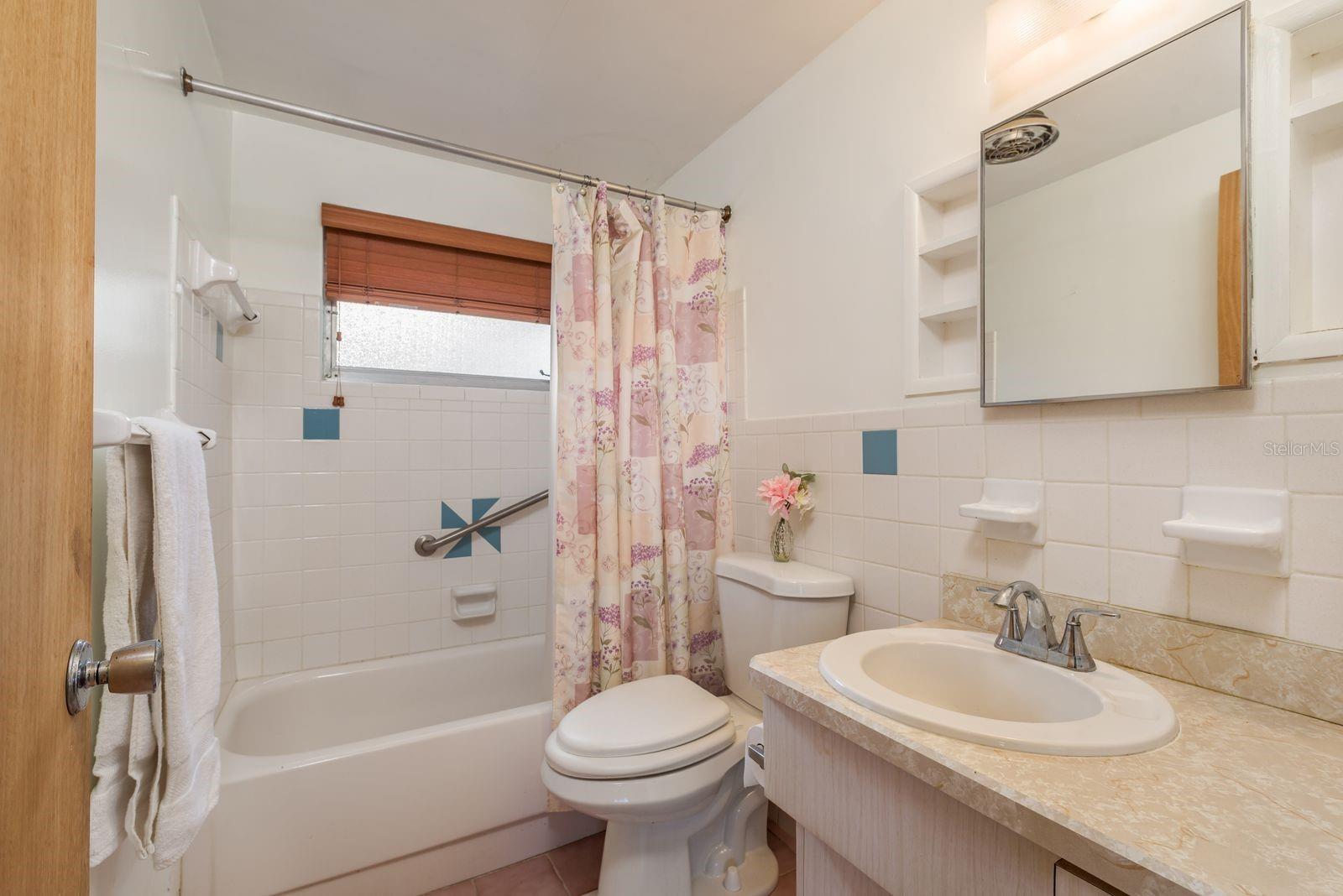 Image 12 of 29 For 3706 Cambridge Street