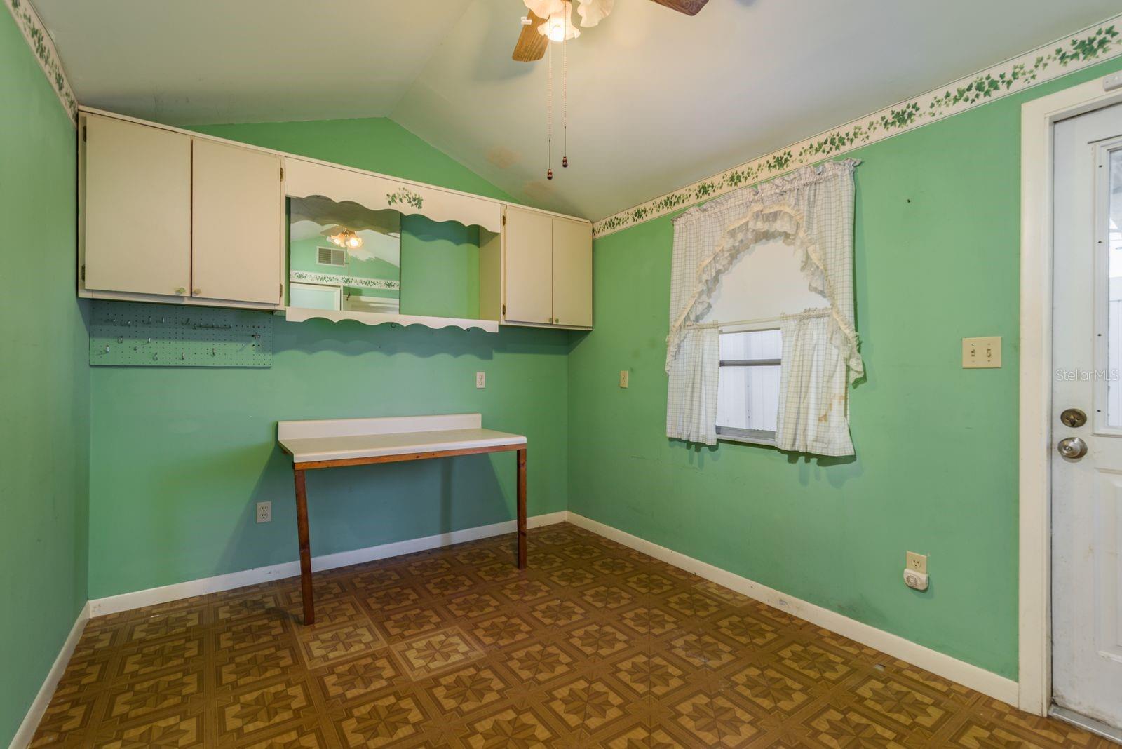 Image 18 of 29 For 3706 Cambridge Street