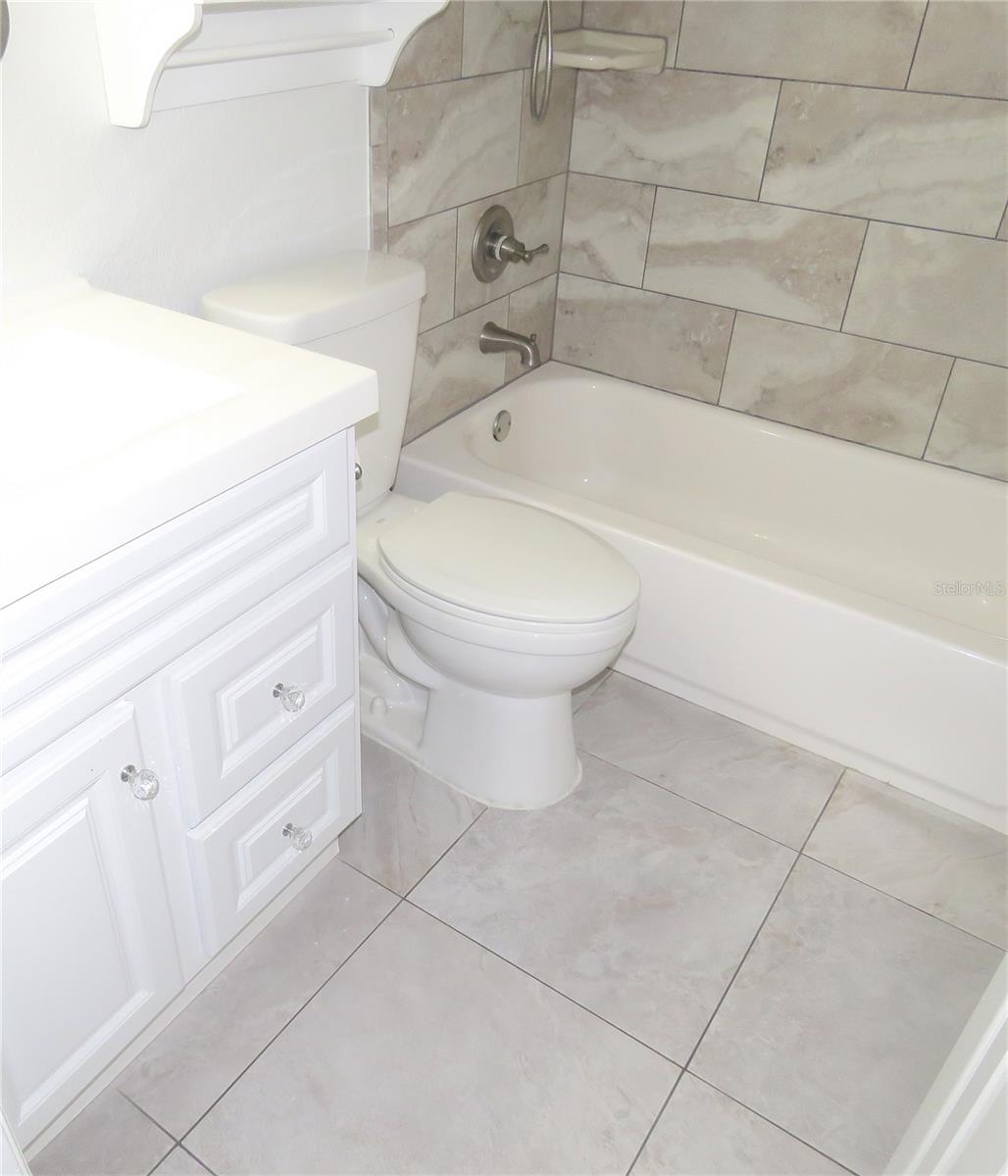 Image 14 of 24 For 3841 Lake Drive 198