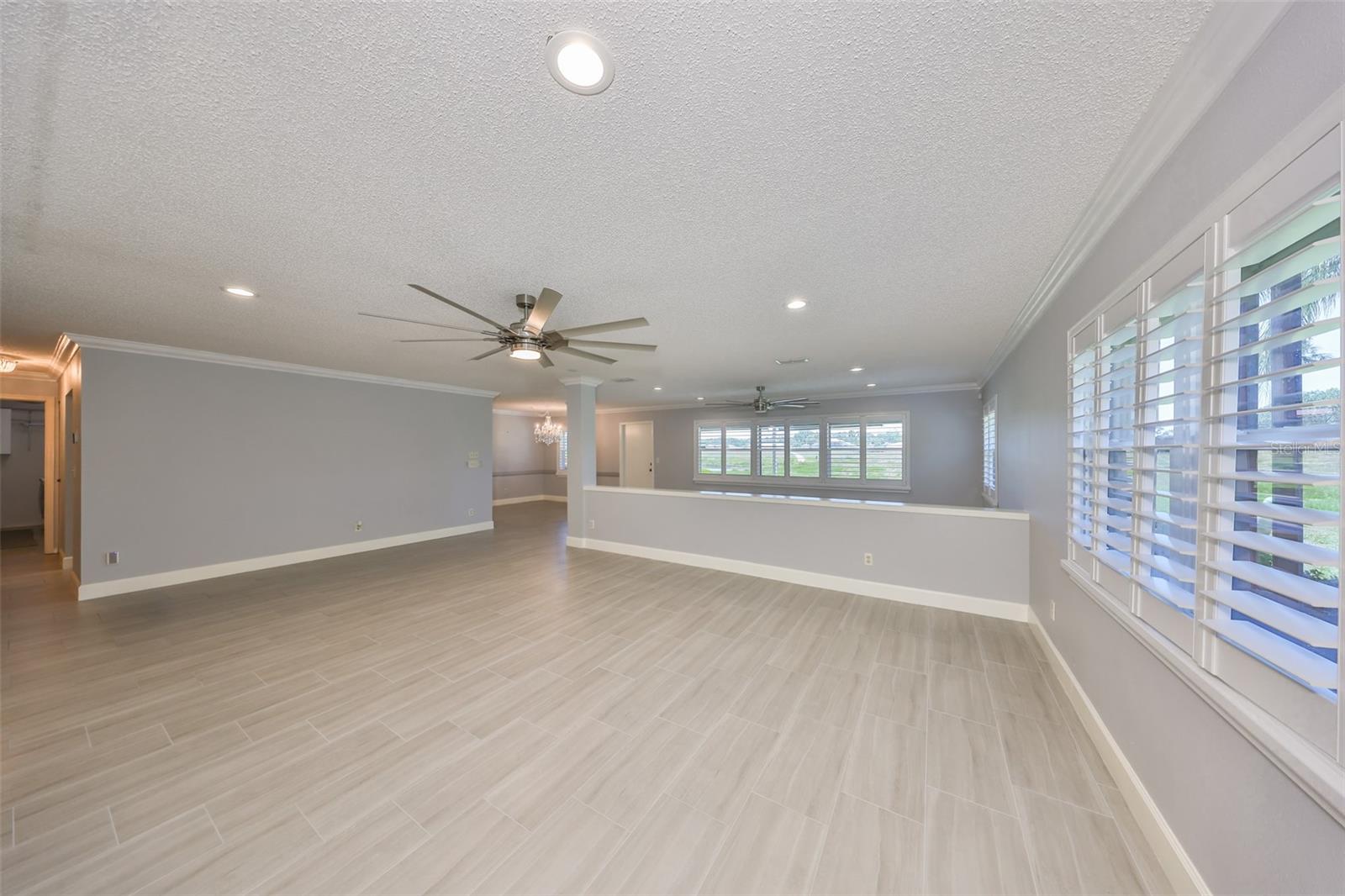 Image 12 of 53 For 2509 Locksley Street 237