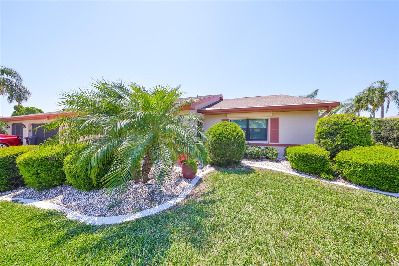 Image 47 of 53 For 2509 Locksley Street 237