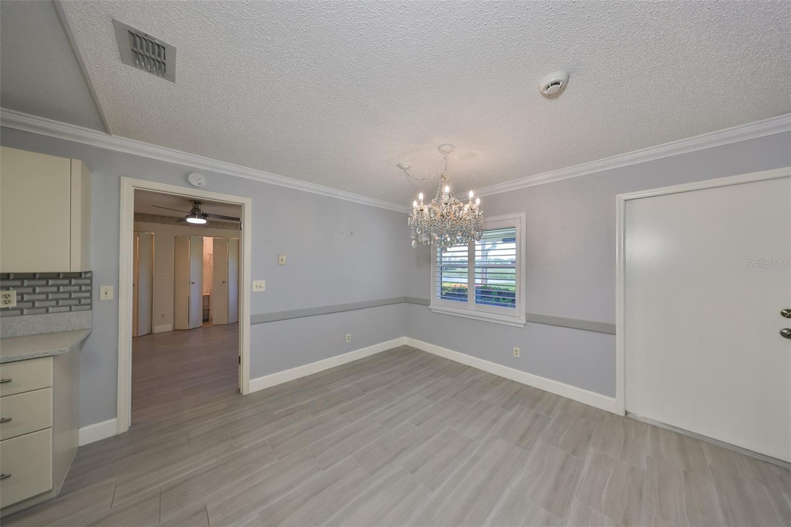 Image 8 of 53 For 2509 Locksley Street 237