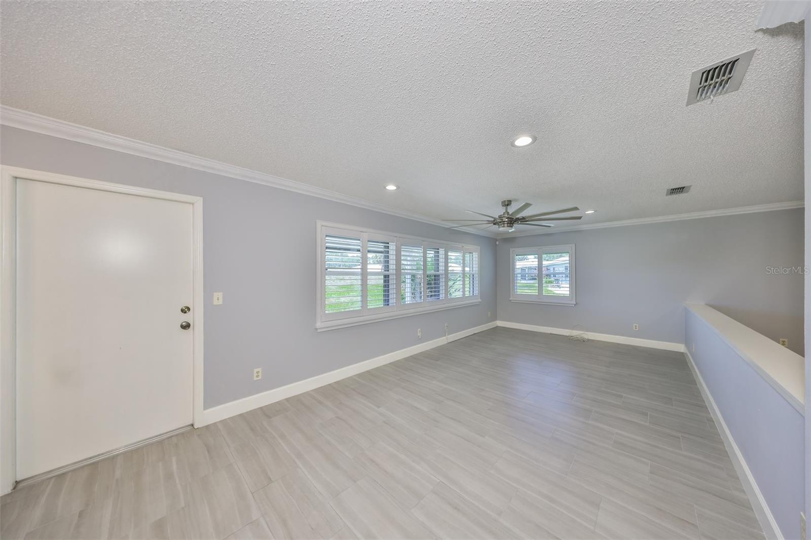 Image 9 of 53 For 2509 Locksley Street 237
