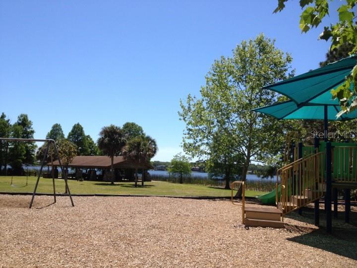 Image 31 of 32 For 105 Woodlake Wynde