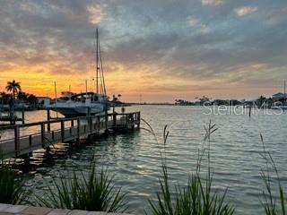 Listing photo id 17 for 712 Sunset Cove