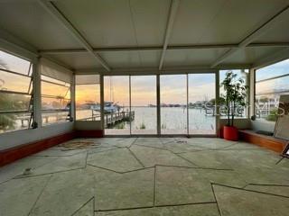 Listing photo id 29 for 712 Sunset Cove