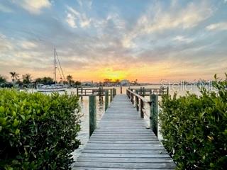 Listing photo id 31 for 712 Sunset Cove