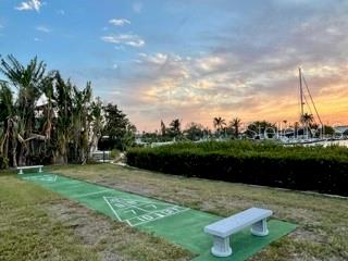 Listing photo id 32 for 712 Sunset Cove