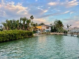 Listing photo id 33 for 712 Sunset Cove