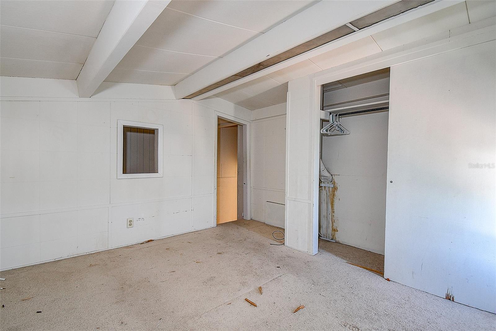 Listing photo id 57 for 712 Sunset Cove