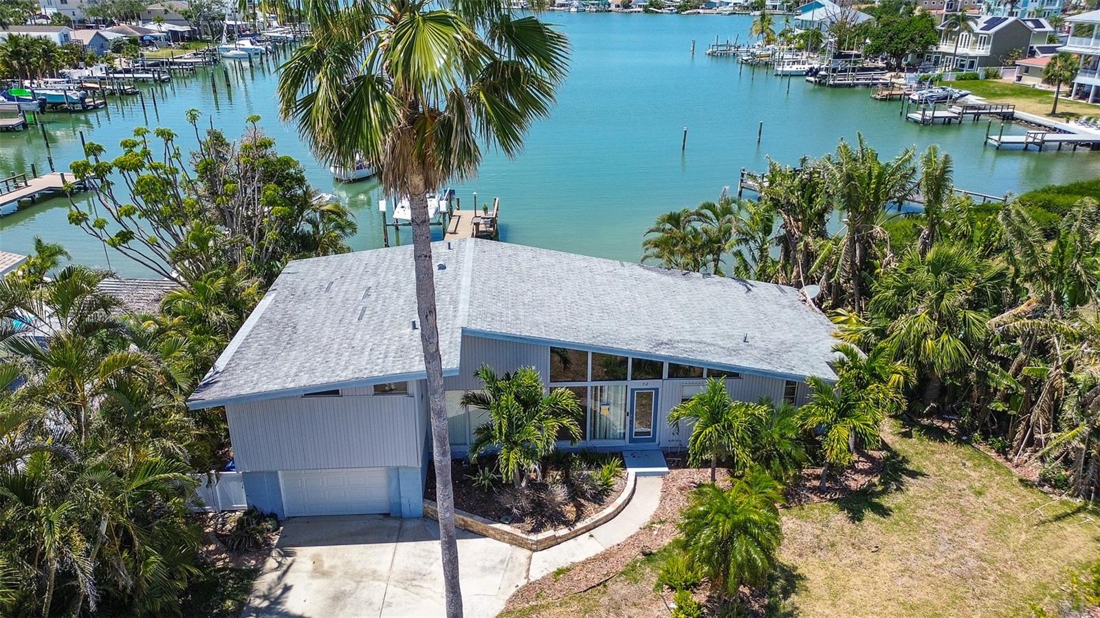 Listing photo id 66 for 712 Sunset Cove
