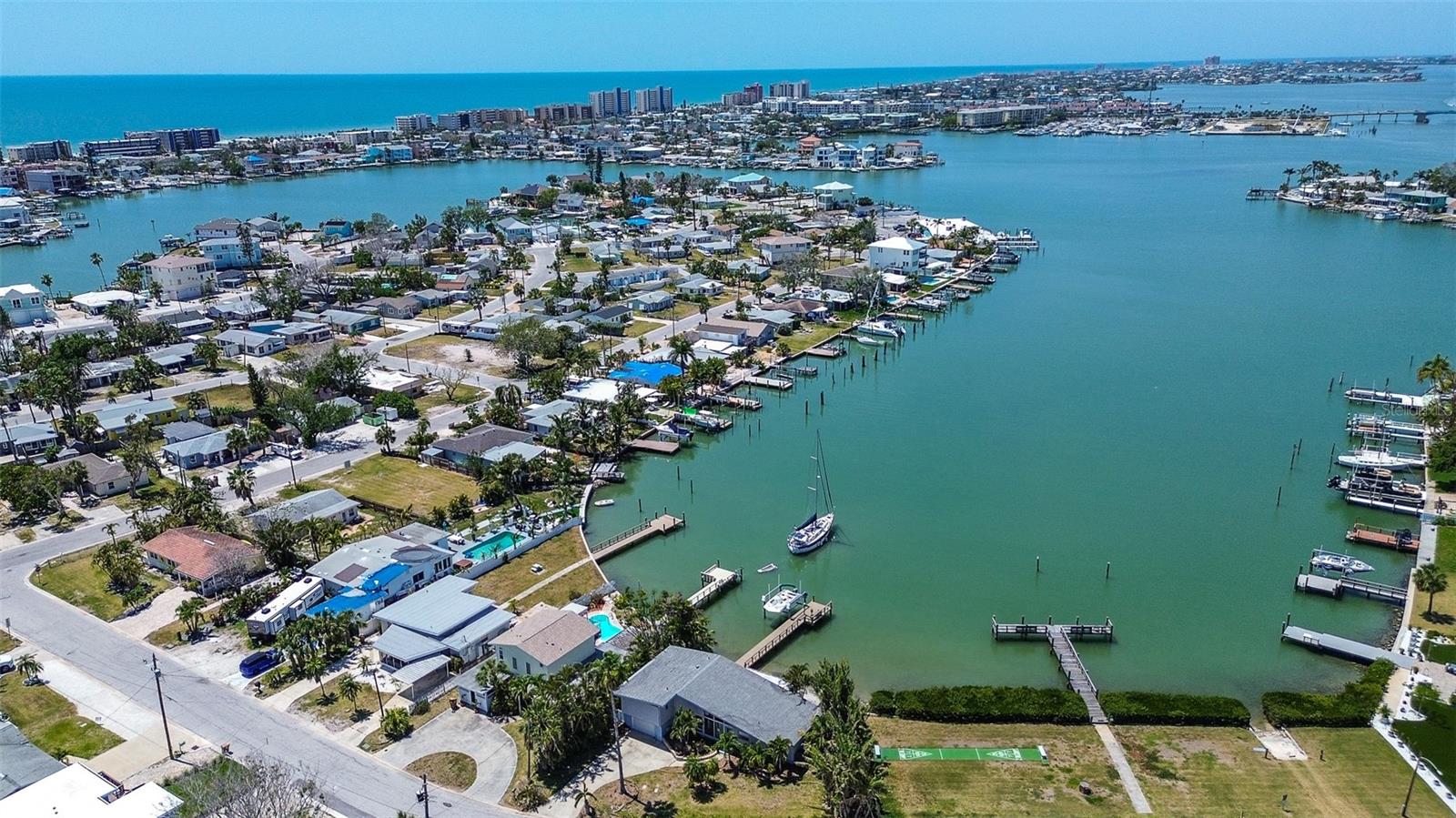 Listing photo id 68 for 712 Sunset Cove