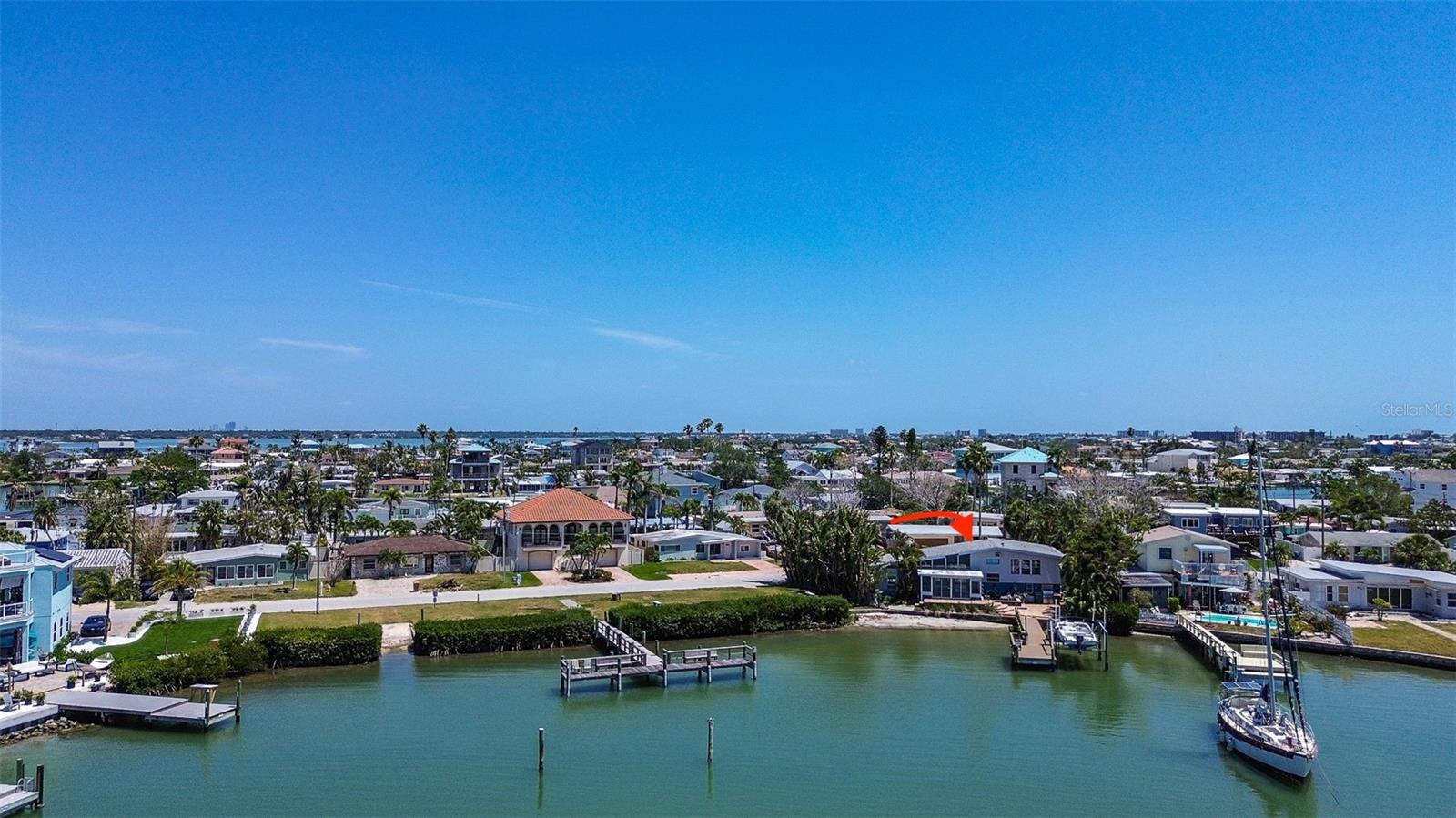 Listing photo id 76 for 712 Sunset Cove