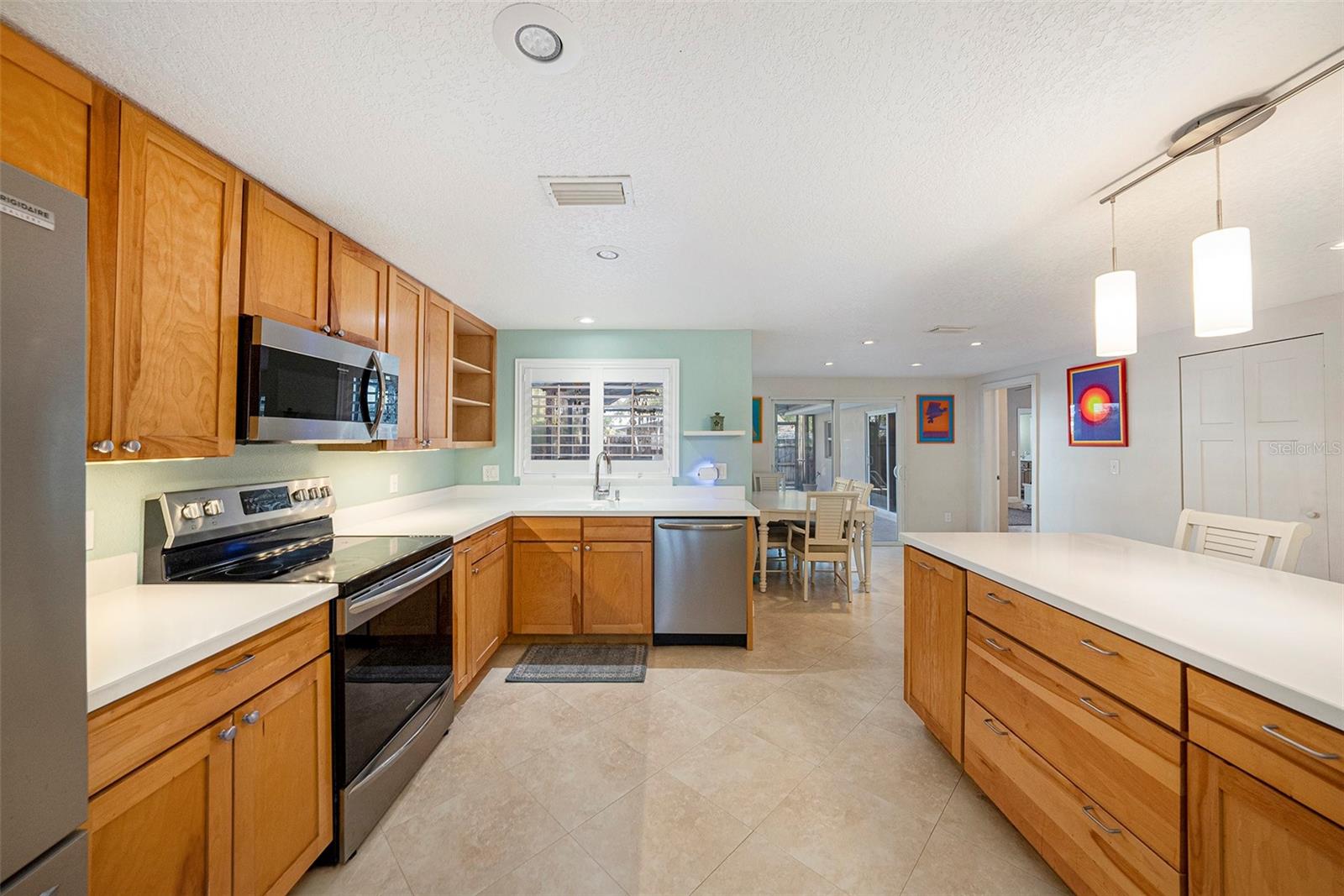 Image 13 of 25 For 785 5th Street S