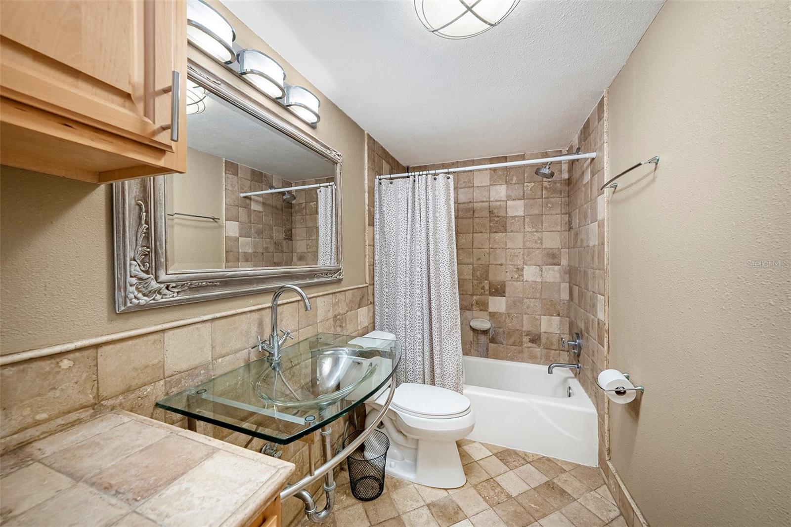 Image 21 of 25 For 785 5th Street S