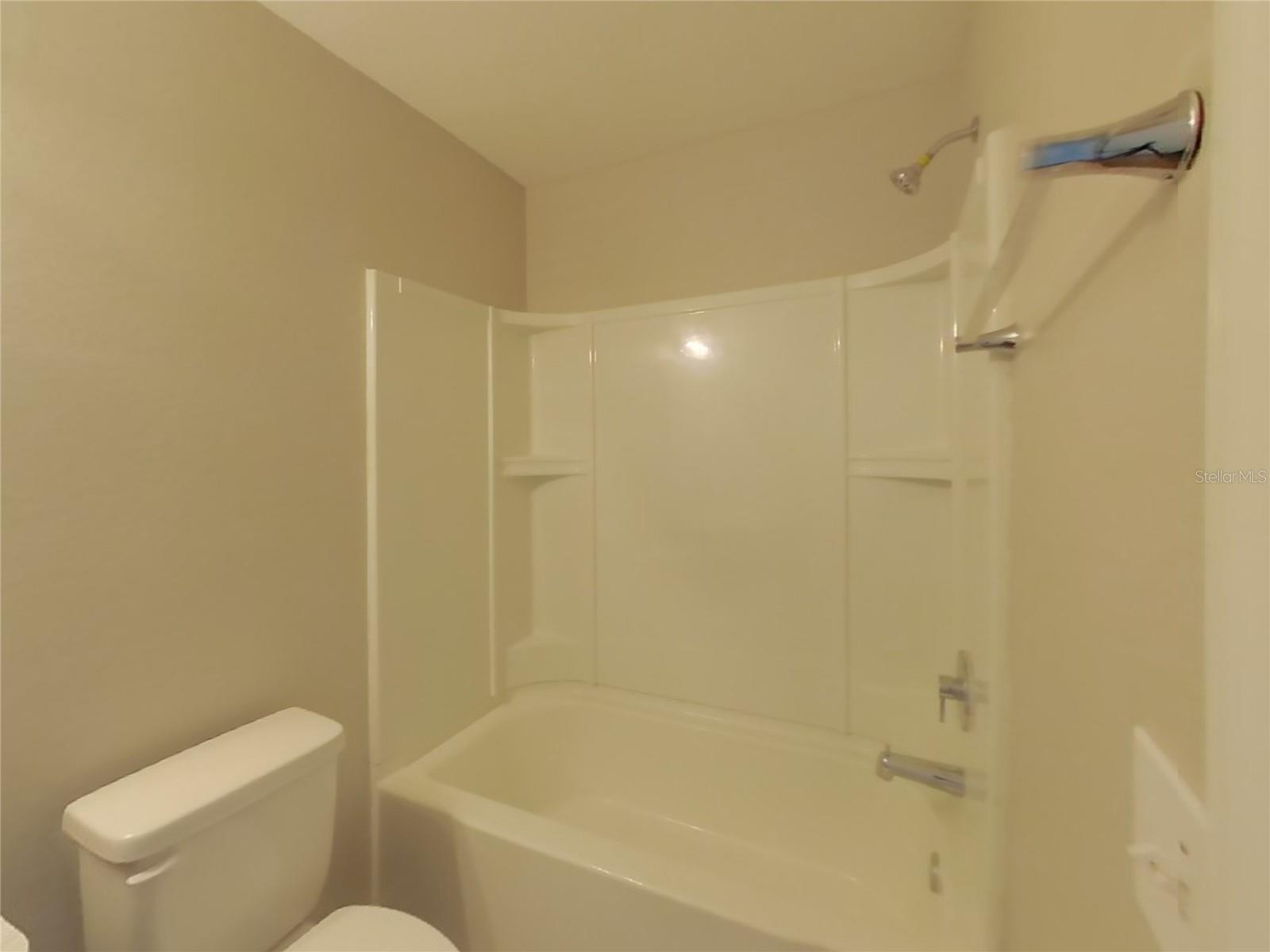 Image 16 of 20 For 6046 Eagle Pointe Drive