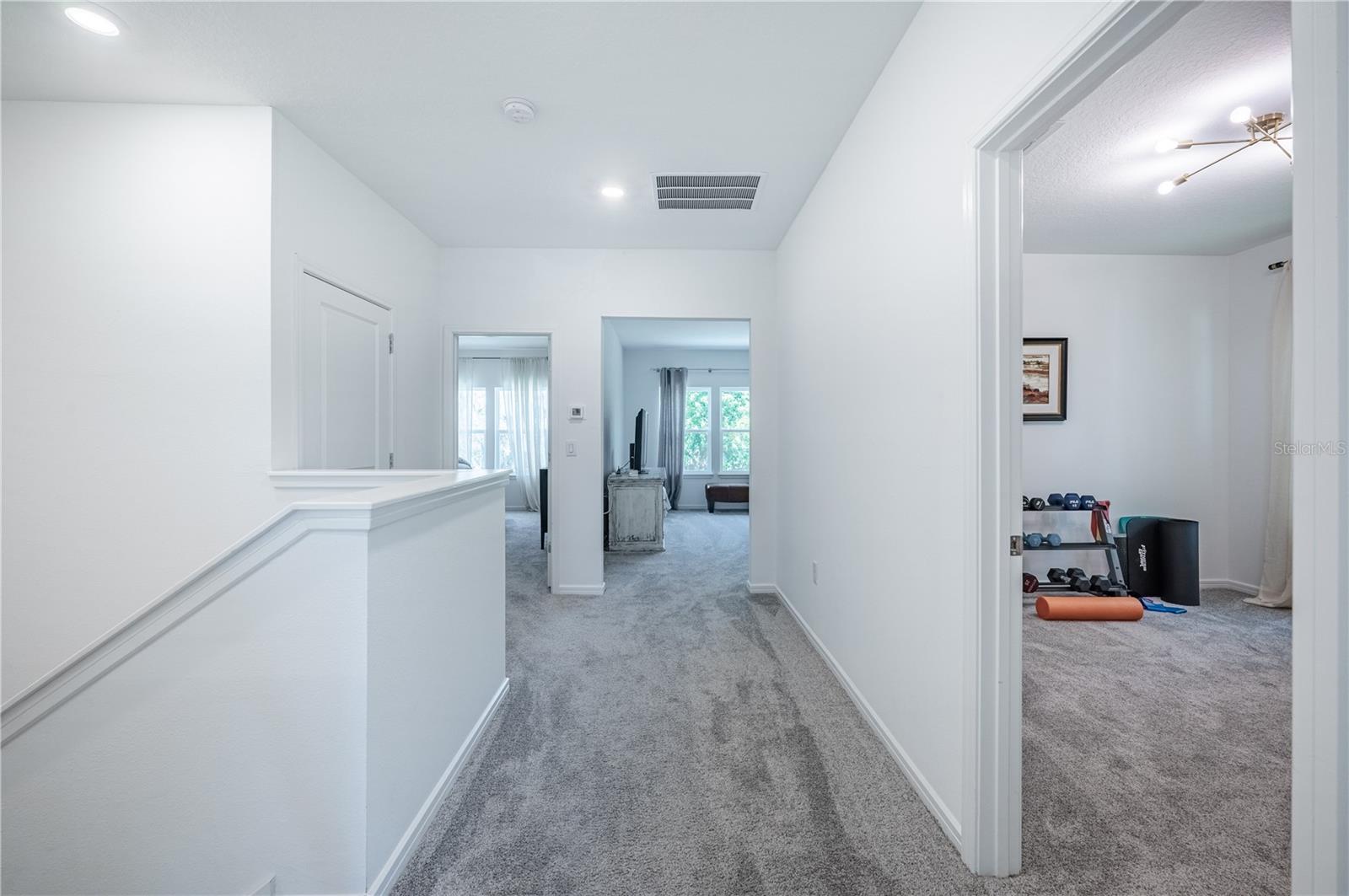 Image 18 of 38 For 14146 Samoa Hill Court