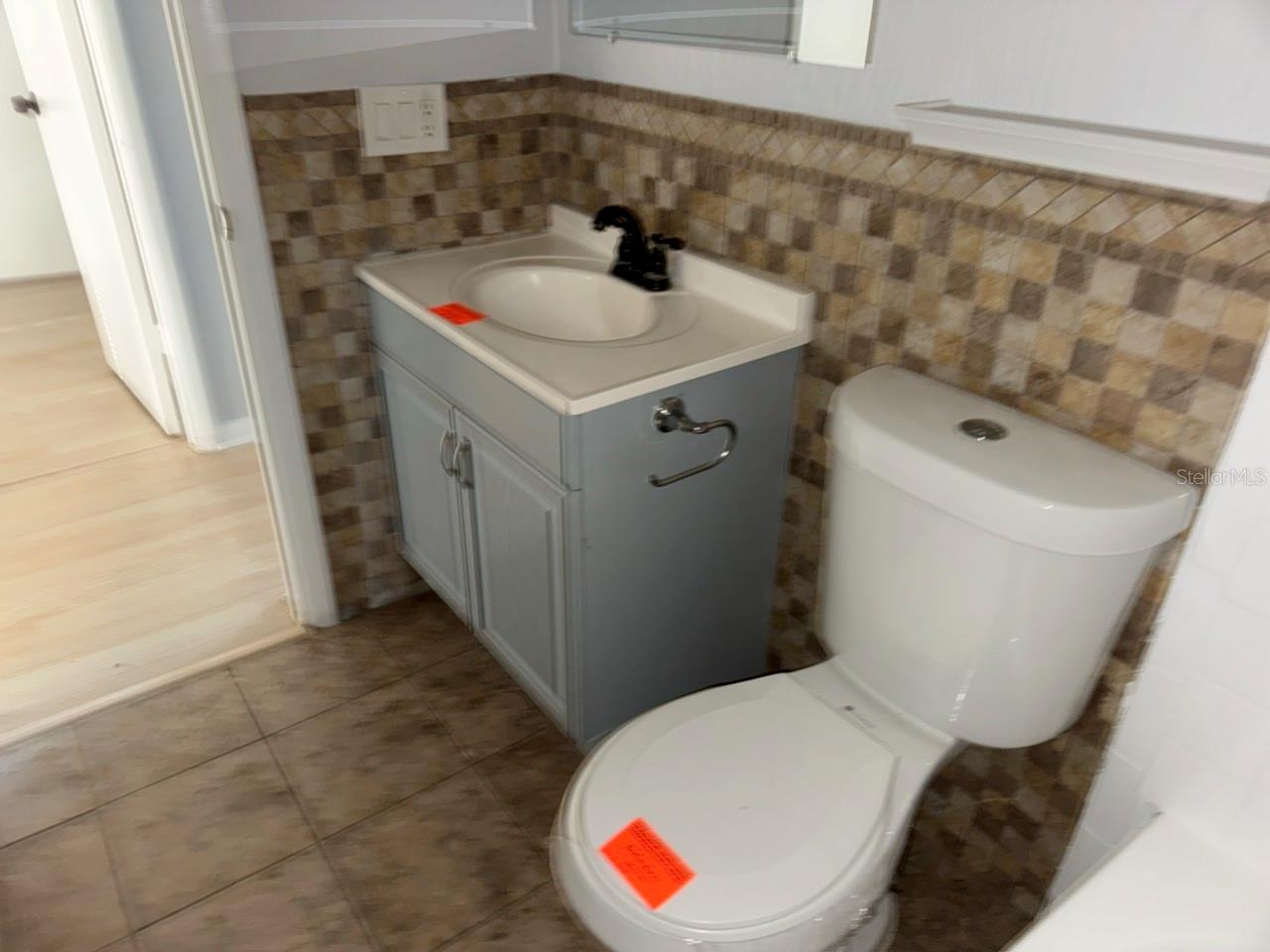 Image 8 of 15 For 11405 3rd Street N 2