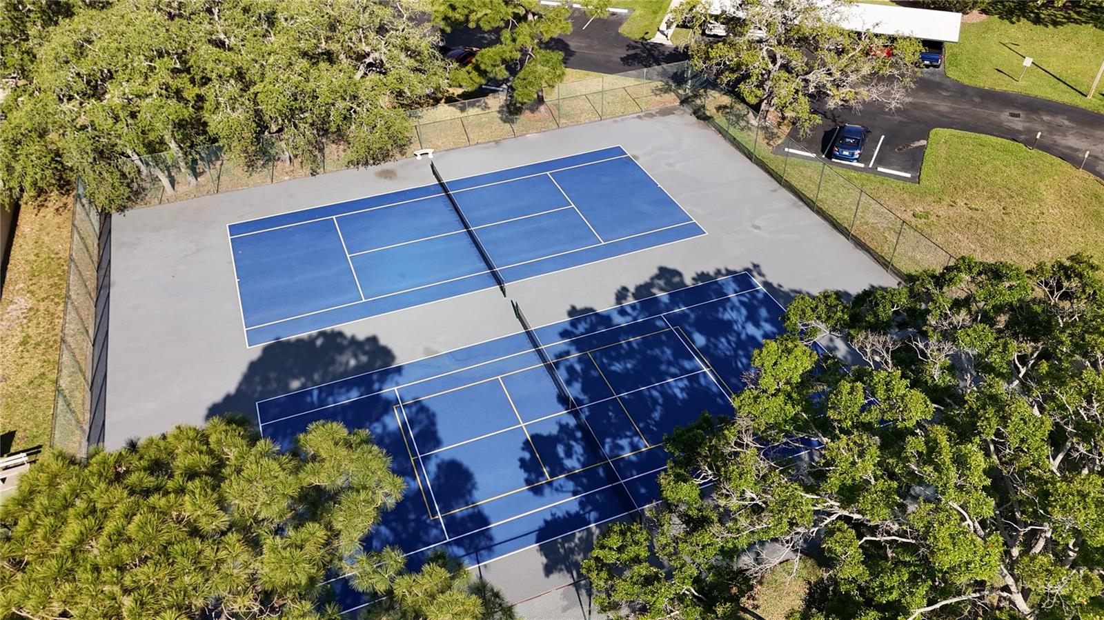 Image 10 of 63 For 2693 Sabal Springs Circle 206