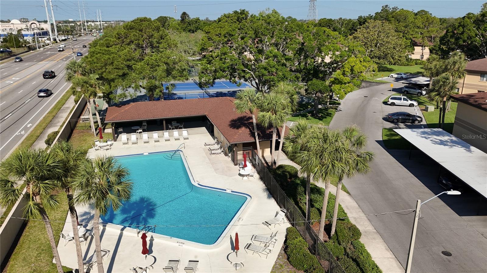 Image 14 of 63 For 2693 Sabal Springs Circle 206
