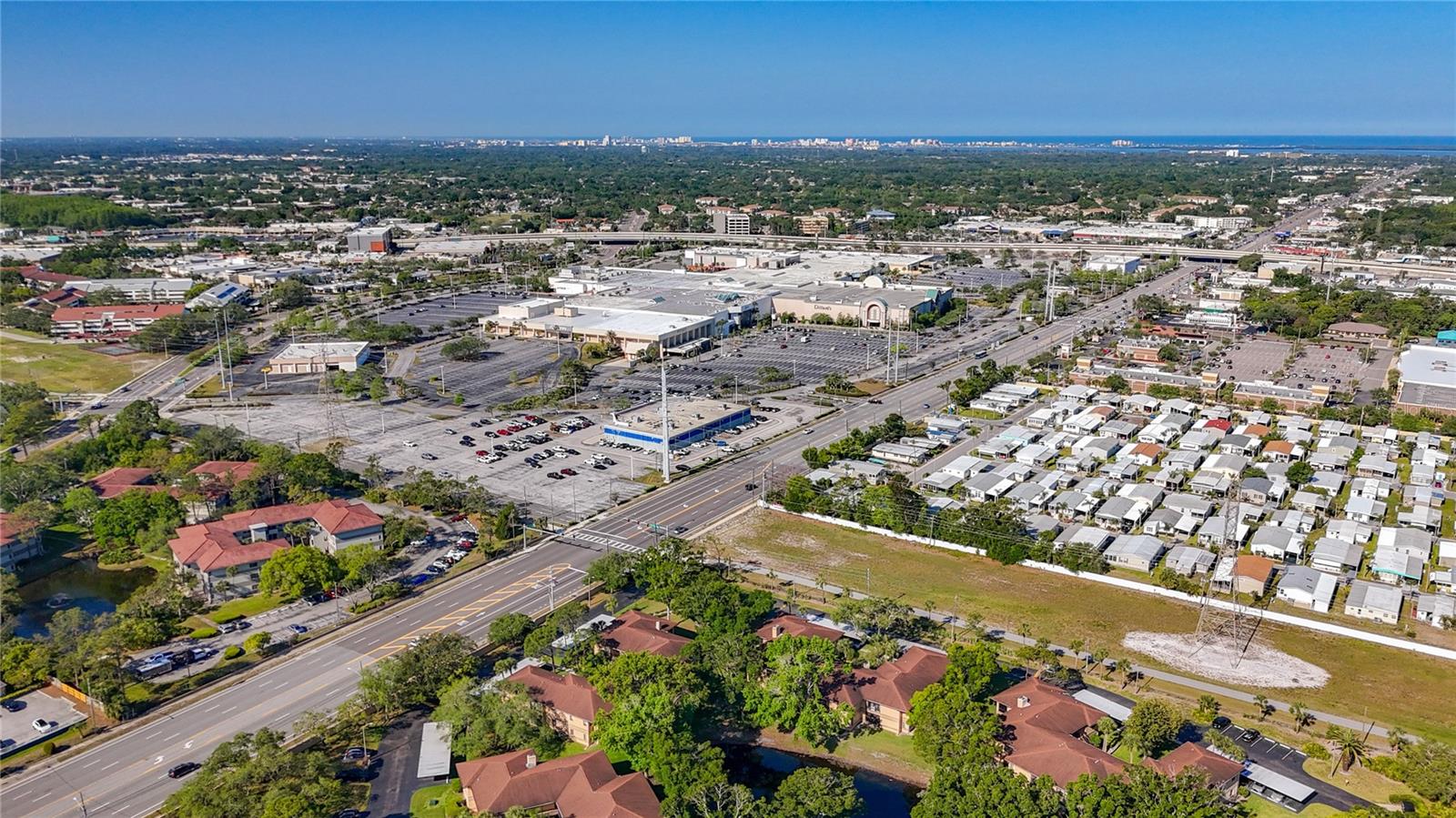 Image 18 of 63 For 2693 Sabal Springs Circle 206