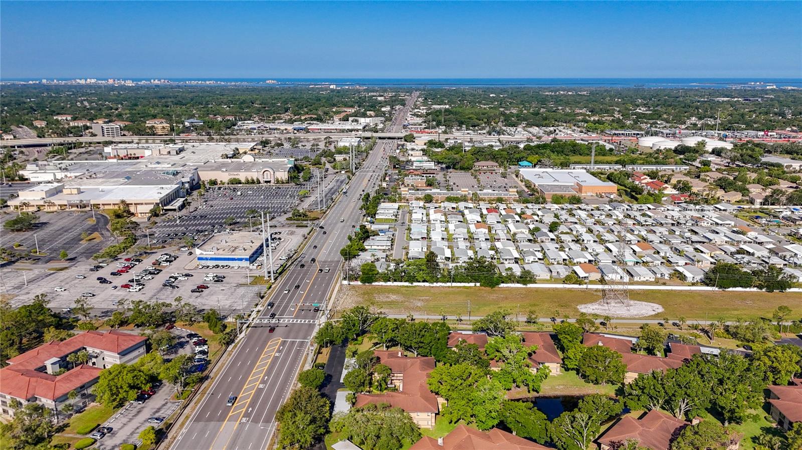 Image 21 of 63 For 2693 Sabal Springs Circle 206